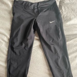 Nike cropped running leggings